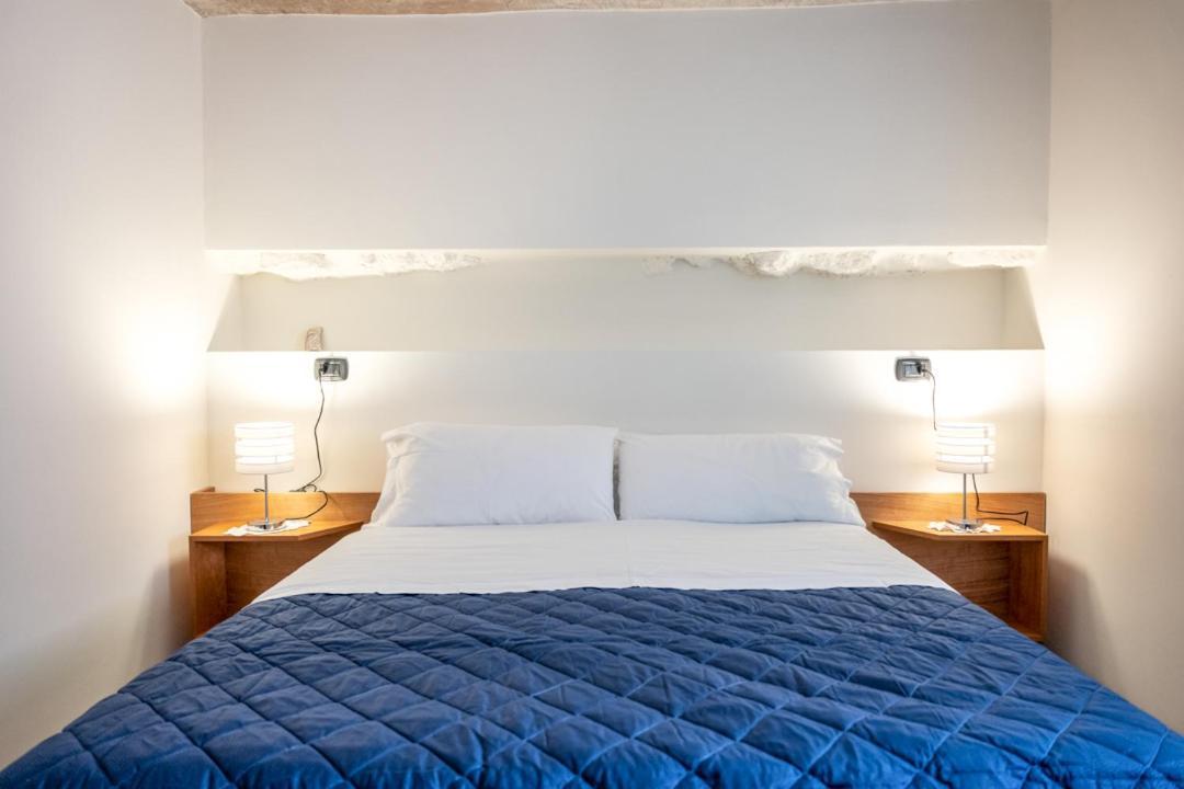 Finestre Sul Teatro - Catania - Parking Included Appartement Buitenkant foto