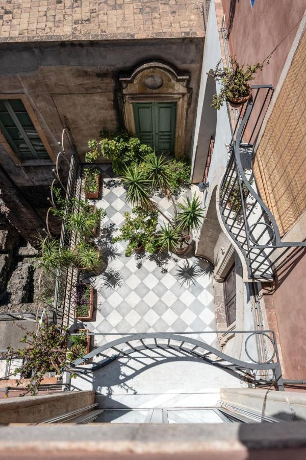 Finestre Sul Teatro - Catania - Parking Included Appartement Buitenkant foto