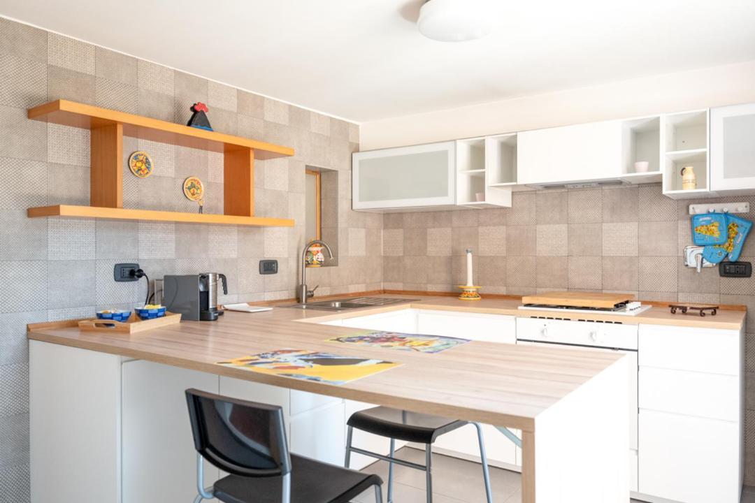 Finestre Sul Teatro - Catania - Parking Included Appartement Buitenkant foto