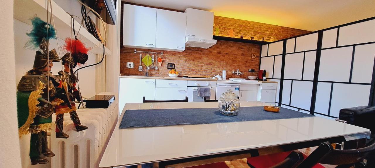 Finestre Sul Teatro - Catania - Parking Included Appartement Buitenkant foto